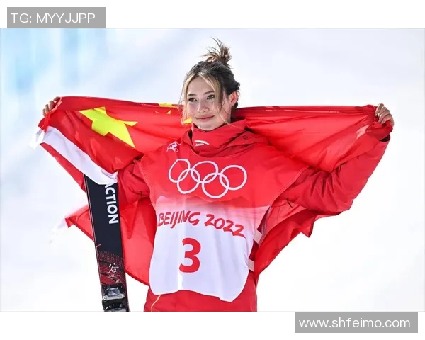 堪比天仙女!22岁谷爱凌骑着马+身着一袭红裙 露脸盛典+冷艳全场 堪比天仙女!22岁谷爱凌骑着马+身着一袭红裙 露脸盛典+冷艳全场