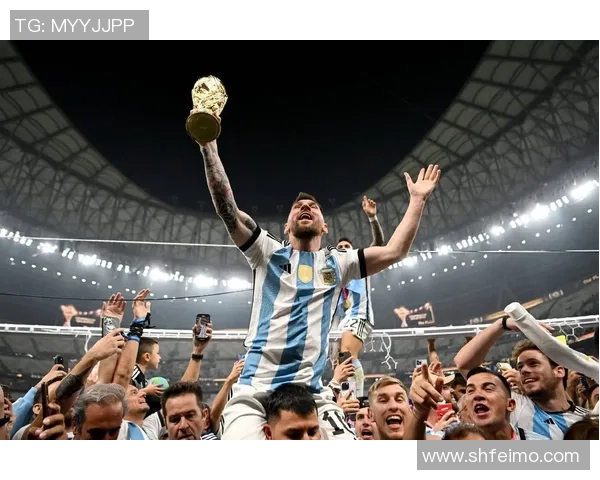 梅西轰入国际波！斯卡洛尼乐了：今日4名国脚轮番演出阿根廷连线